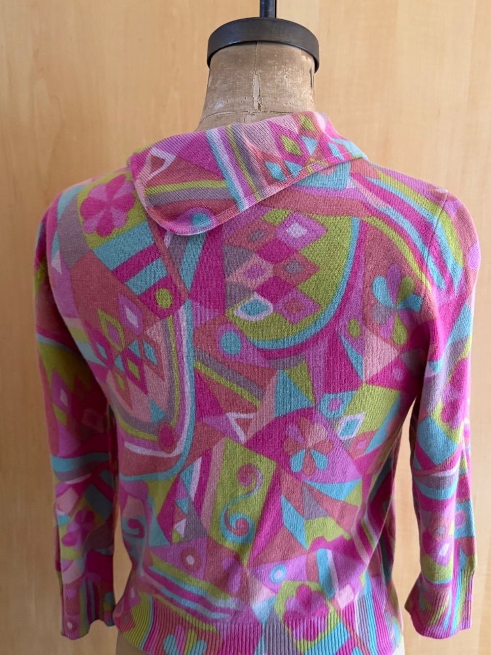 100% Cashmere Vintage Cynthia Steffe Sweater - Picture 2 of 7